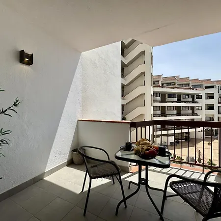 Skylight 3 With Pool By Homing Apartment