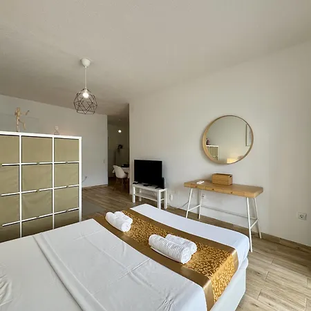 Apartment Skylight 3 With Pool By Homing Albufeira